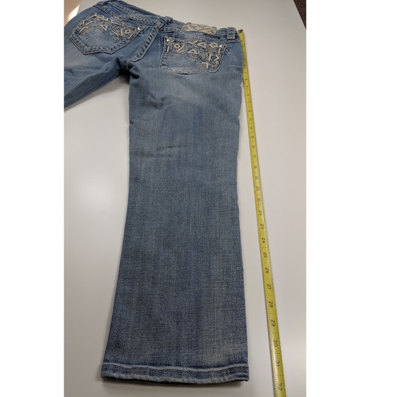 Women's Miss Me cropped jeans size 28 - Picture 3 of 7